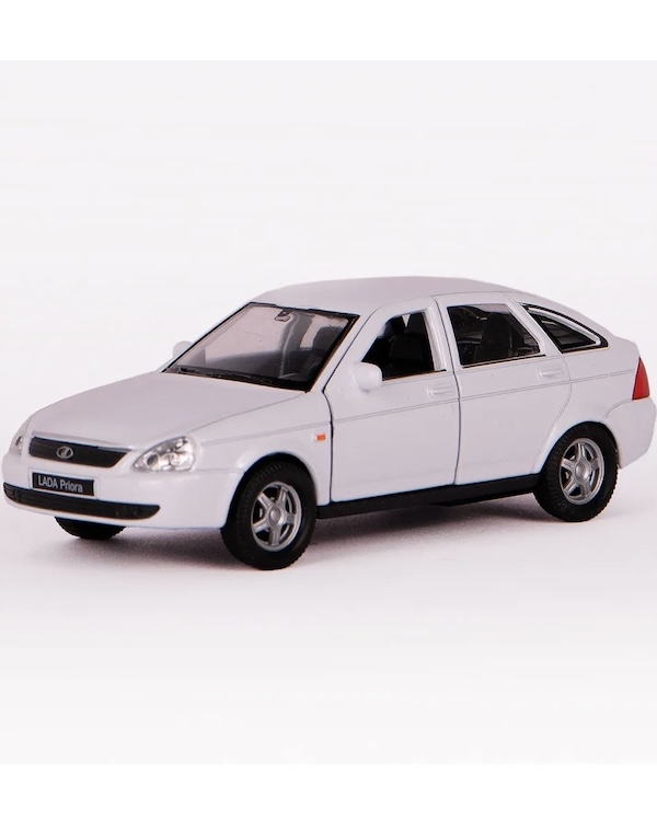  WELLY 1:38 LADA Priora  , 15*12*6  ()